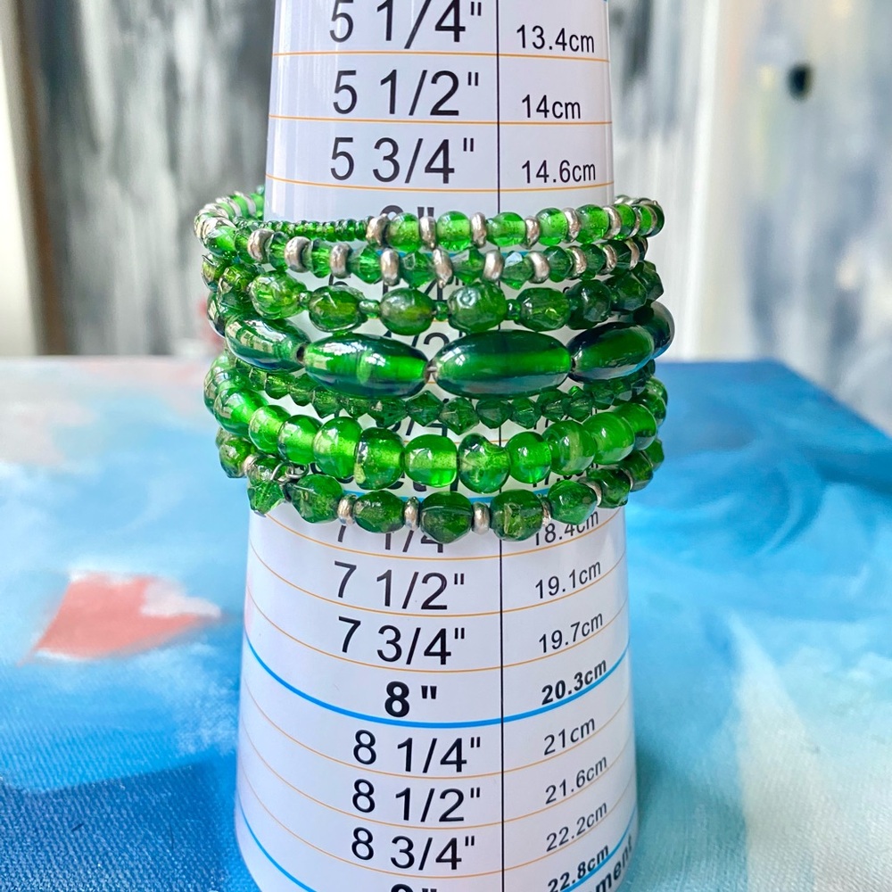 Vintage Green Glass Wire Wrap Bracelet - Picture 6 of 7